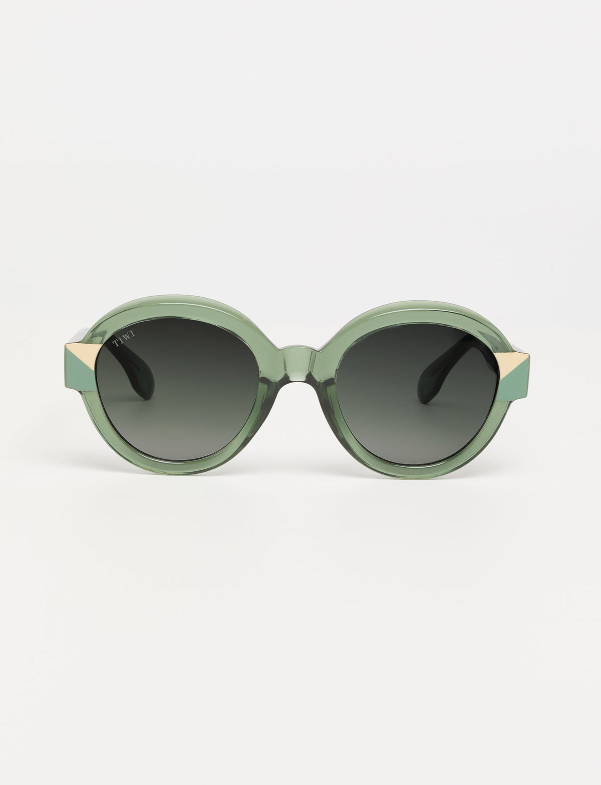 color:610 | Tiwi KORA | 610